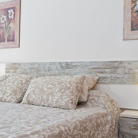 Marbella Real Seaside Apartment Luaran gambar