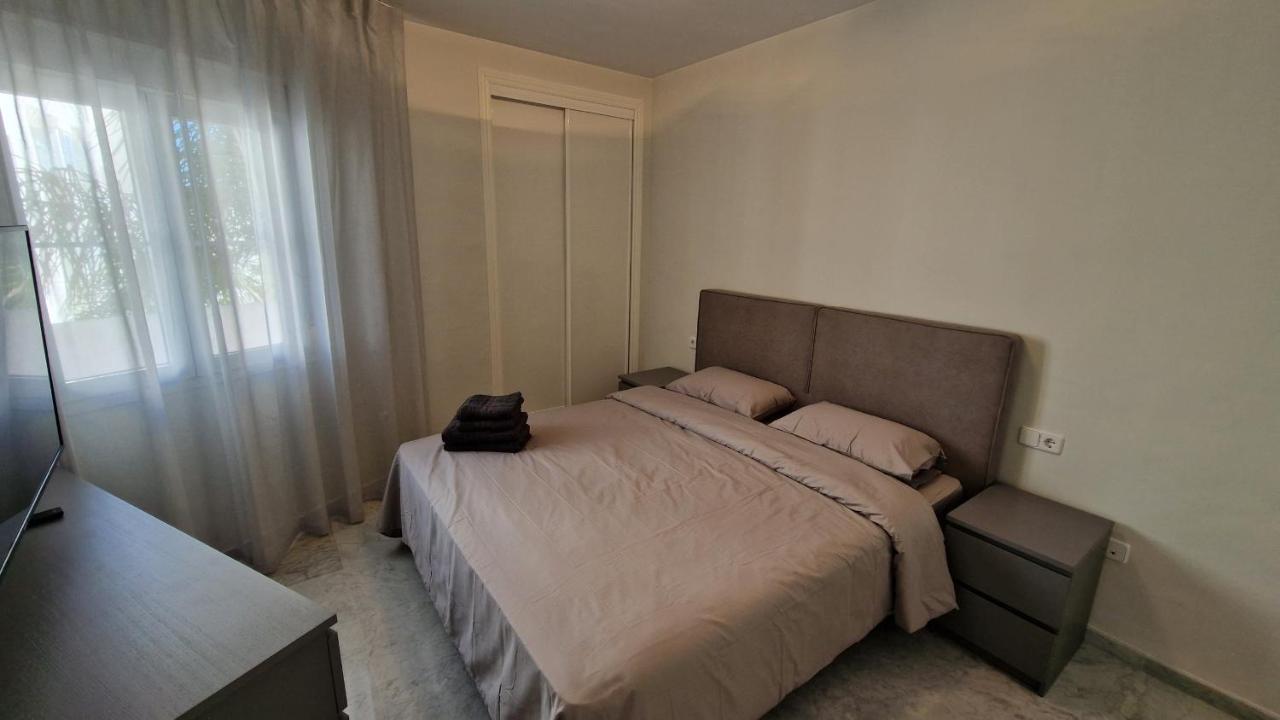 Marbella Real Seaside Apartment Luaran gambar