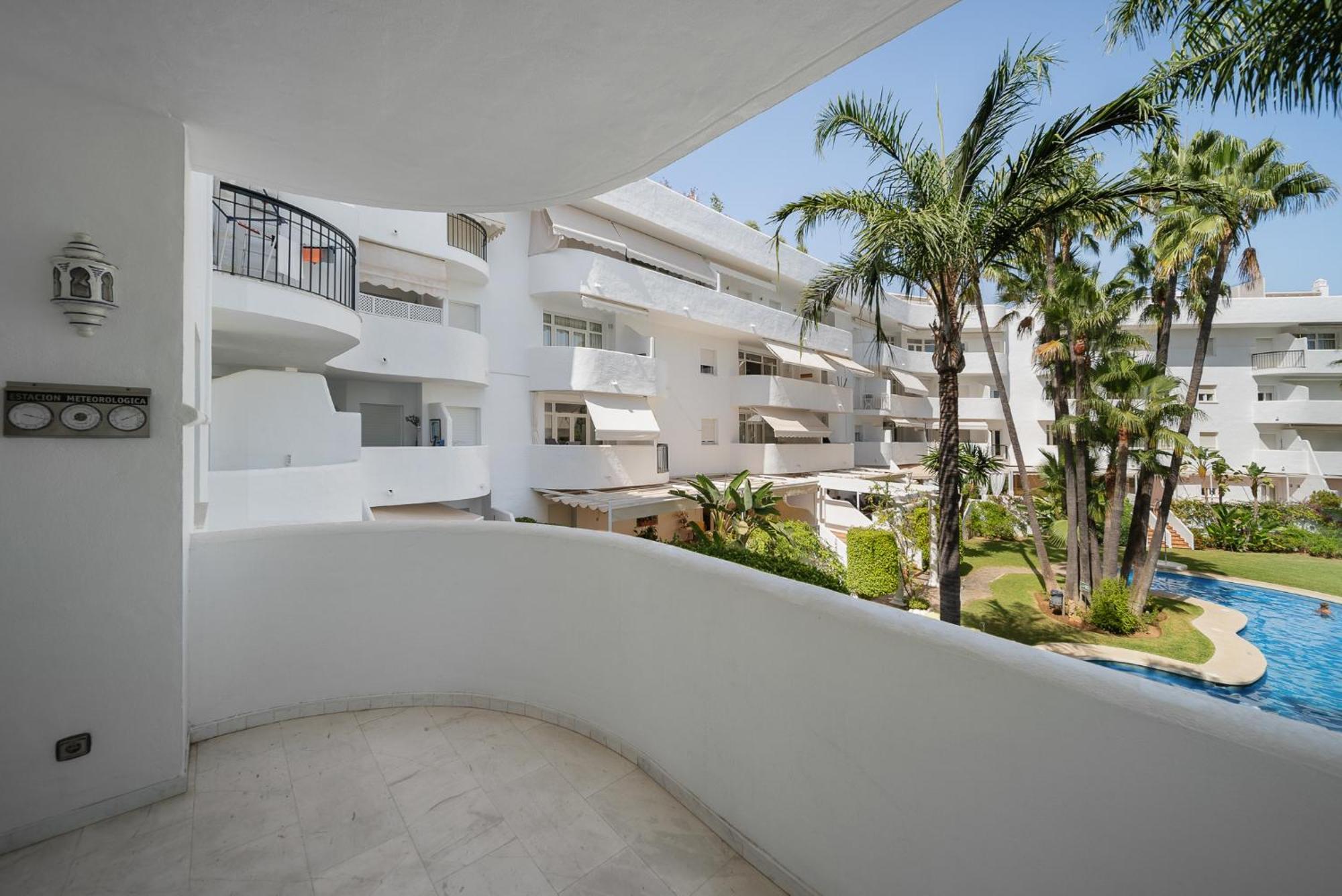 Marbella Real Seaside Apartment Bilik gambar